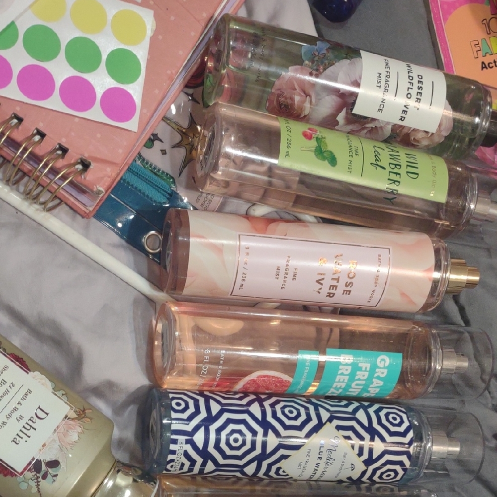 Bath & Body Works Fragrance Mist Set with Pink and Blue Accents